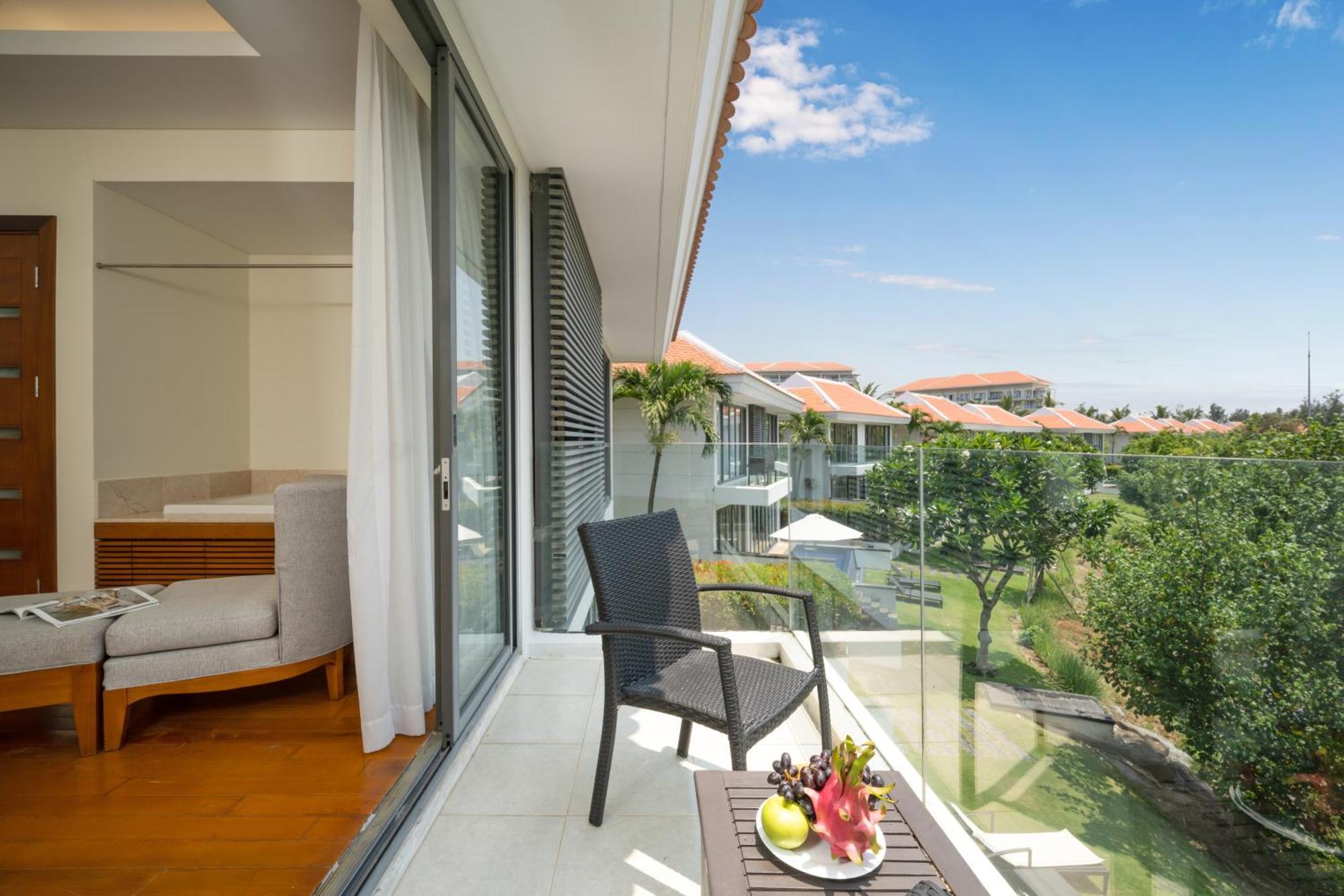 Vacation Home Ocean Villas Дананг Номер фото